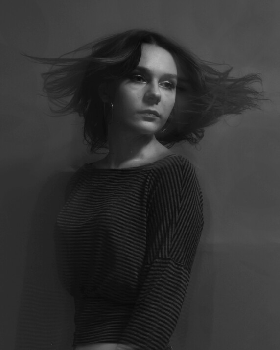 Karolína Halouzková, portrét Moniky D., digitální fotografie